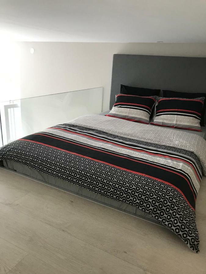Апартаменти Studio Apartman Park Galerija Осієк Екстер'єр фото